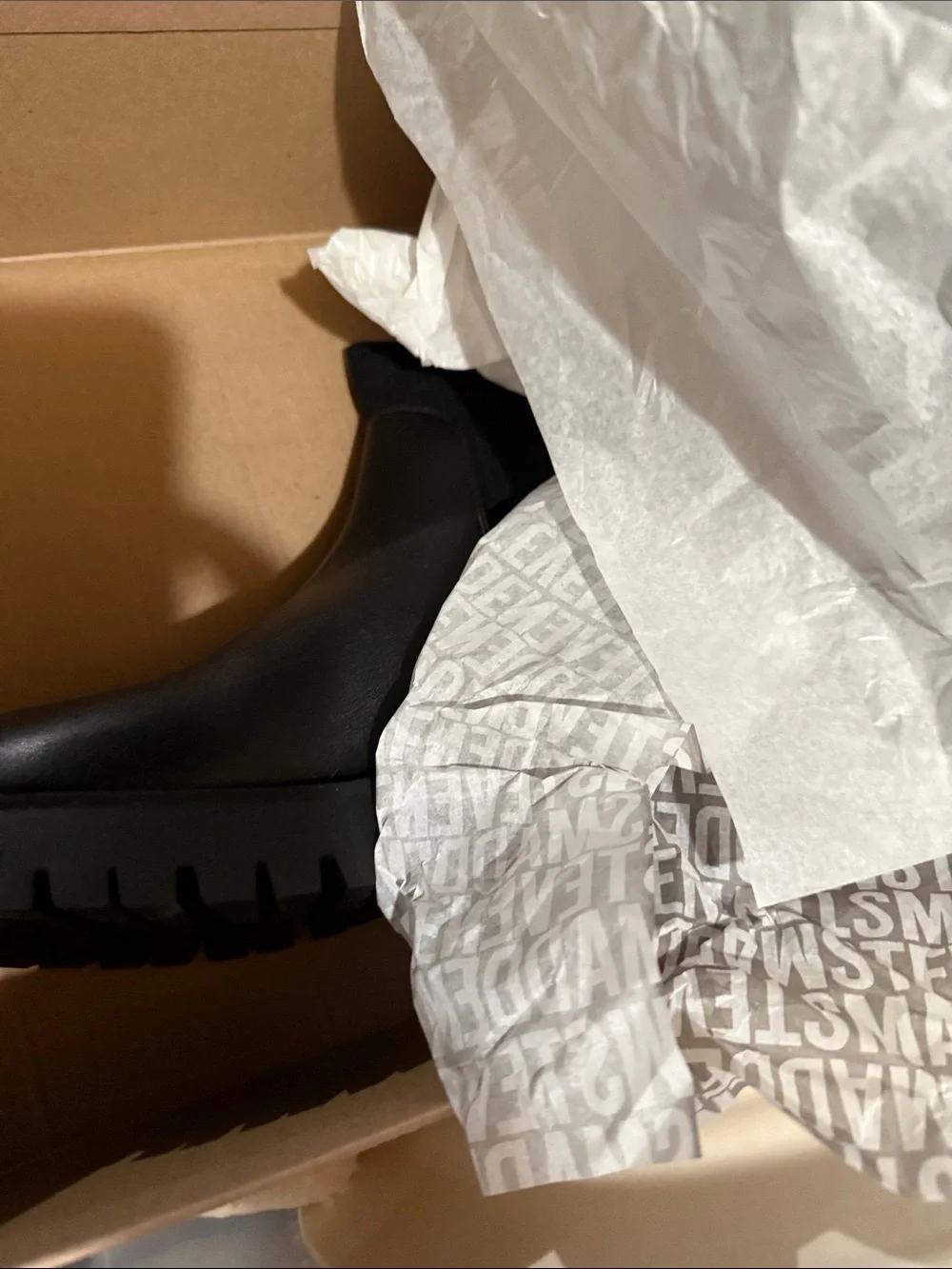 NEW Steve Madden Black Ribbed Chelsea Lug Ankle Boots